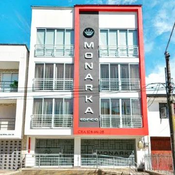 HOTEL MONARKA