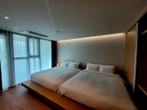 烏爾多爾索裏酒店 酒店