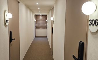 Parvus Sella Seongsu.