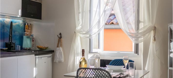 The Golden Palm in Menton up to 4 guests Hotels in Menton