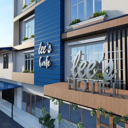 Lees Hotel