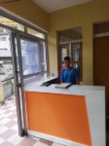 ジャイン レストハウス