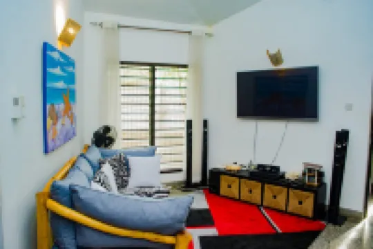 Diani Reef Beach Hive 1 - 350m to the beach