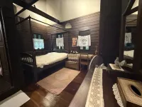 Ban Budhthong - Balcony