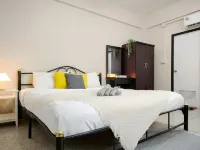 Xin Hotel at Udomsuk 29