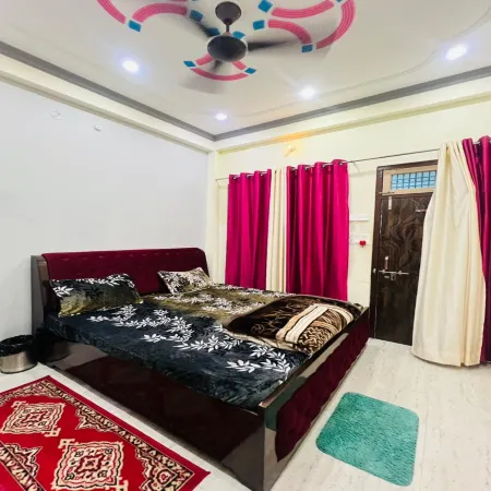 Vandana Palace