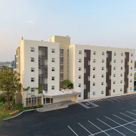 ezzen hotel phitsanulok