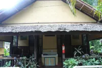 Cliffside Cottages - parking