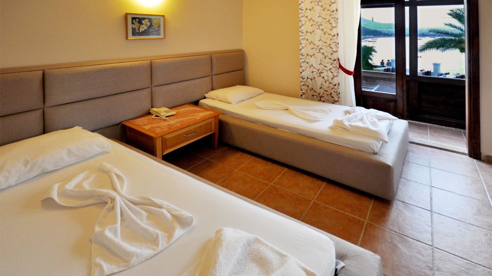 Ford Hotel