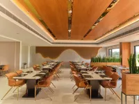 CROWNE REGENCY - 4 stjerner