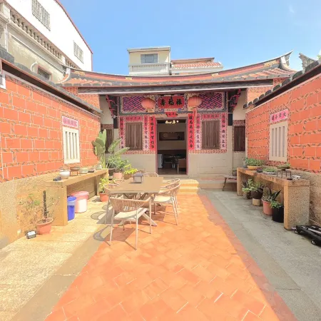Minnan Courtyard