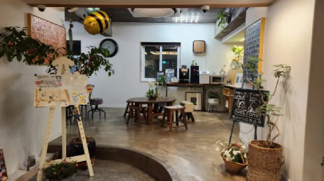 โรงแรมเวิลด์เฮ้าส์