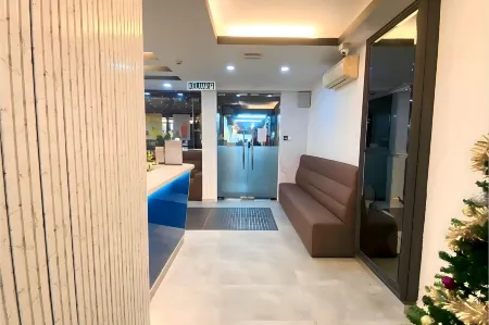 HOTEL POLLO-DIUM PETALING STREET KL Отели рядом с достопримечательностью «Петалинская улица»