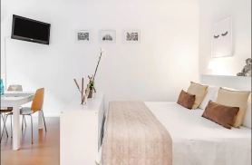 Milano center white