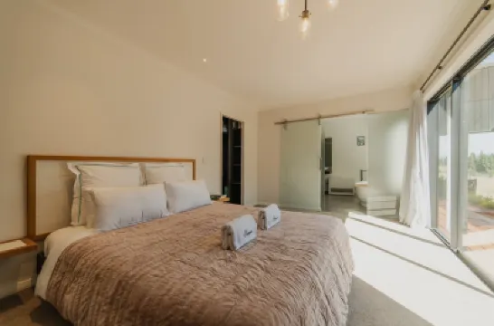 Cedar Sky - 3BR Near Lake Tekapo and Mt John Hotels in 