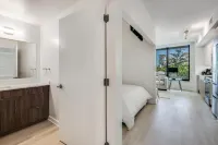 Global Luxury Suites at Capitol Hill