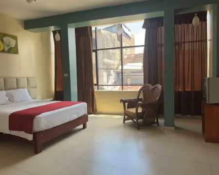 Doral Inn 伊基托斯酒店