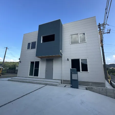 Oceanfront & Yanbaru Forest 2BR in Nago | BBQ Rooftop & Starry Sky | Junglia 20min · Churaumi 25min