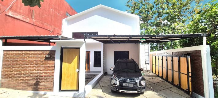 Yustien Homestay Bangunjiwo 4 Beds - Entire House Hotels in Bantul