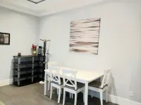 Convenient location by Metrotown. Modern 1 bed 1 bath - 3 stelle