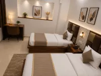 Velora Inn By Manora - parking
