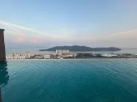 Cozy 2BR Sky Pool & Panoramic Views 1-6 Guests - parking