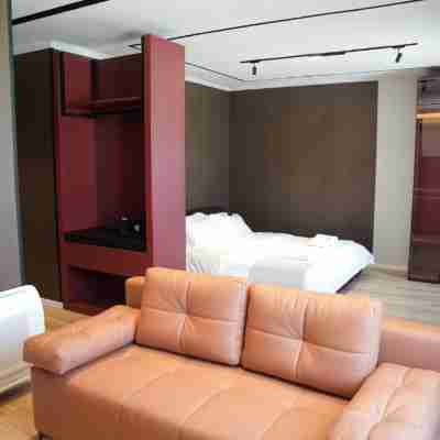 Aquila "D" Hotel Rooms