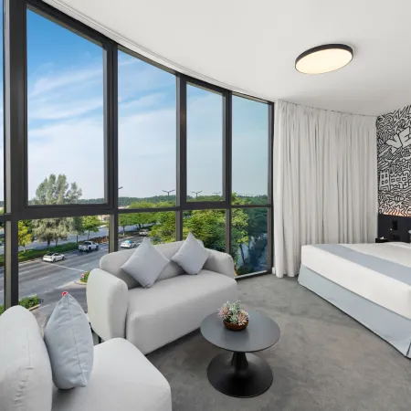 Nest Hotel