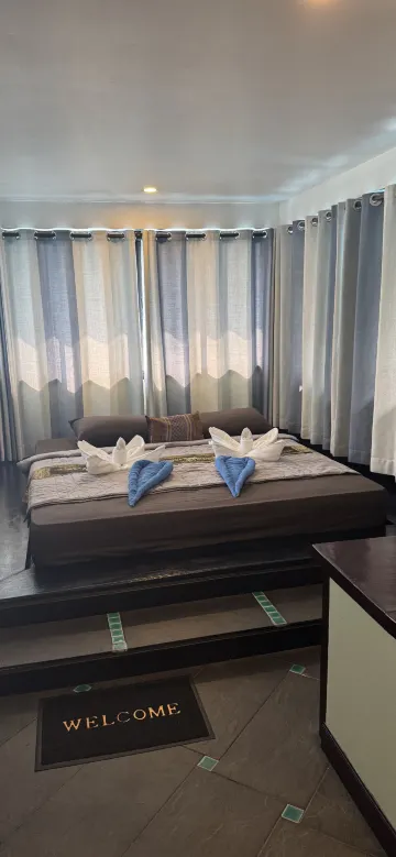 อพาร์ตเมนต์วิวทะเล