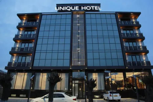UNIQUE Airport Hotel - 3-نجوم