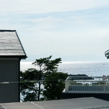 Beach House Akiya Отели рядом с достопримечательностью «Пляж Дзуси»