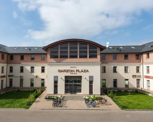 Hotel Garzon Plaza Hotels in Gyor
