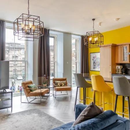 Royal Mile Apartments by Joivy