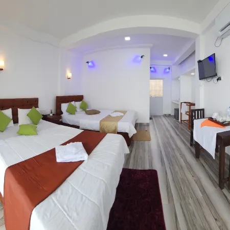 Dinuda Lagoon Hotel