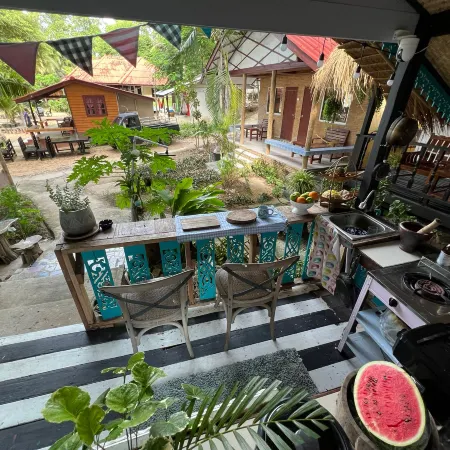 Benny family’s beach hostel