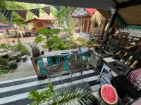 Benny family’s beach hostel