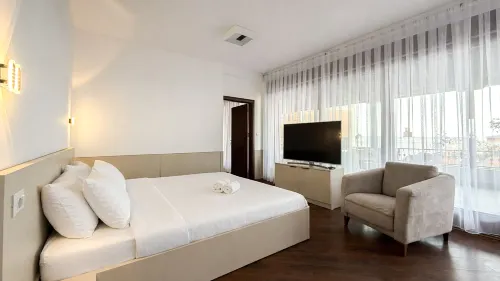 Makadam Hotel