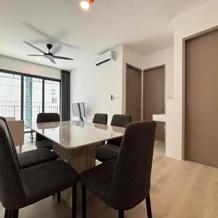 Kenny Hill Residence Kuching by PILLOWTALKS