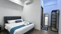 Bay suites Family Sea View Suite - Pools