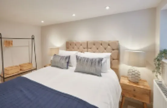 Host & Stay | Staffordshire Hideaway