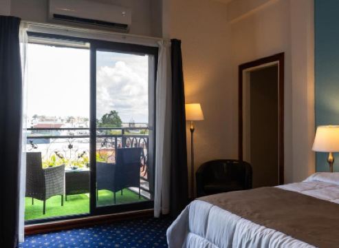 Royal Breeze Paramaribo