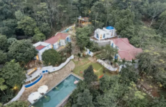 Bella Vista BaVi Retreat