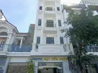 Dat Tien Quan Hotel Hotels near Thi House Homestay