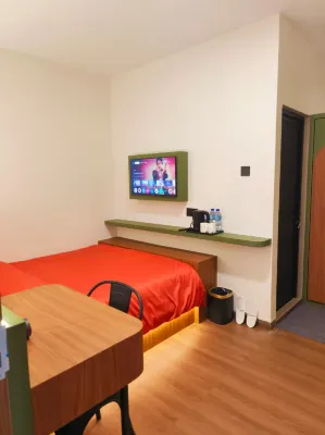 Lees Hotel - 2성급