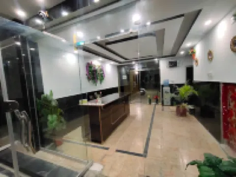 Alzahir Guesthouse & Hotel Bharakahu โรงแรมในอิสลามาบัด