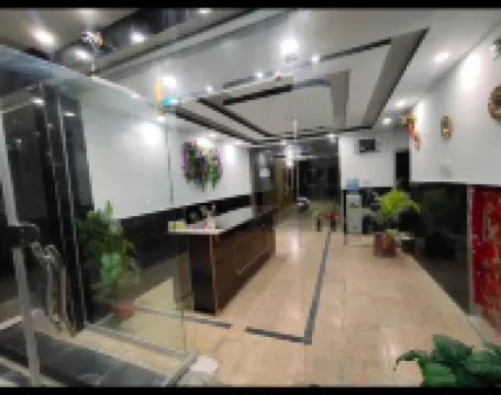 ALZAHIR 飯店和旅館 酒店