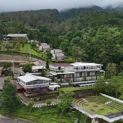 Pondok Wisata & Villa Umbul Sidomukti 움불 시도무크티 주변 호텔