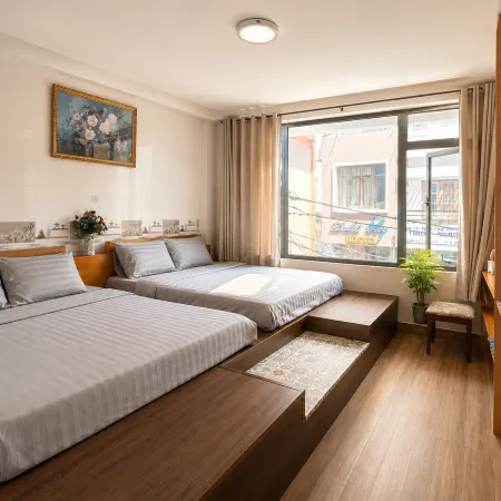 Thiên Ngân Hostel