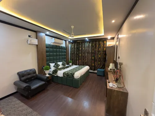 The Jumeirah Srinagar A Boutique Hotel - Airport Shuttle