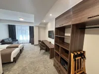 London Hotel Bishkek - พร้อมWifi